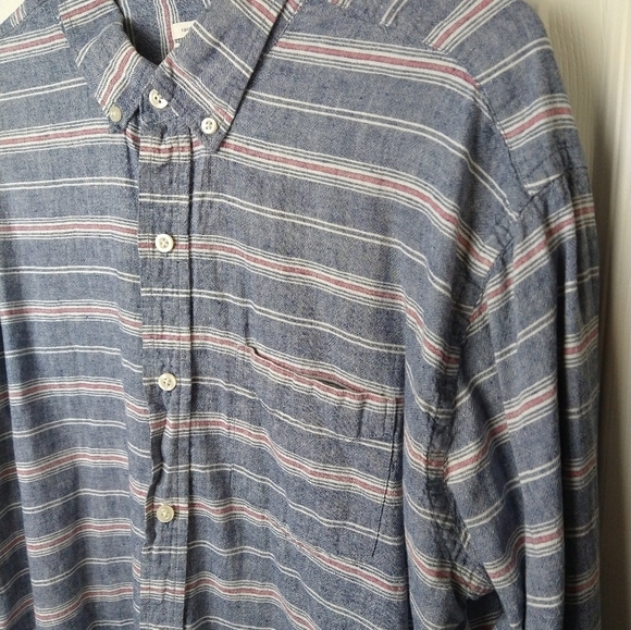 $ OLD Navy long sleeve button front striped collared casual dress shirt. Size XL - Picture 2 of 8